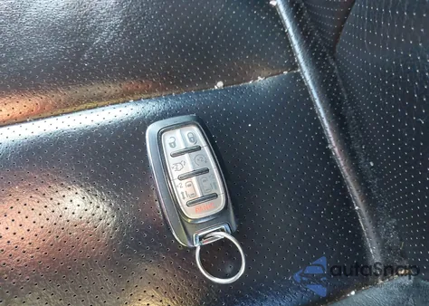 2017 Chrysler Pacifica Touring-L Plus z USA, uszkodzony, nr VIN 2C4RC1EG1HR647700